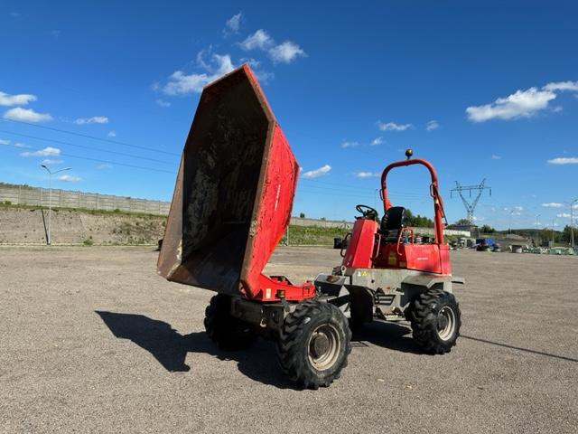 THWAITES MACH 657